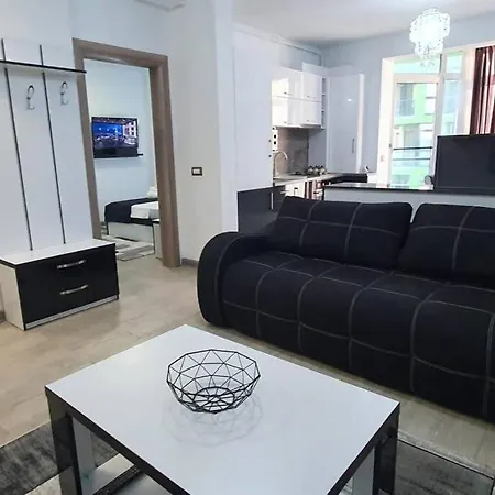 Alezzy Luxury Center Langa Plaja