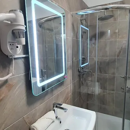 Apartment Alezzy Luxury Center Langa Plaja Navodari