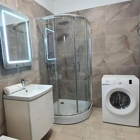 Alezzy Luxury Center Langa Plaja Navodari